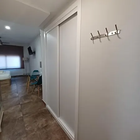 Apartamento Acogedor Junto A Calle Betis, Triana-Los Remedios Seville Exterior photo