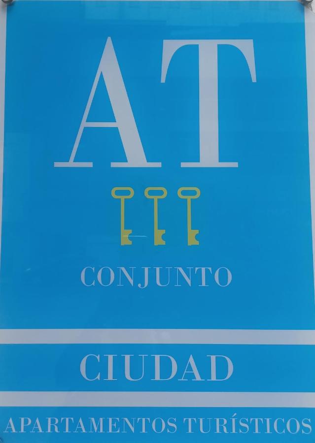 Acogedor Junto A Calle Betis, Triana-los Remedios Appartement